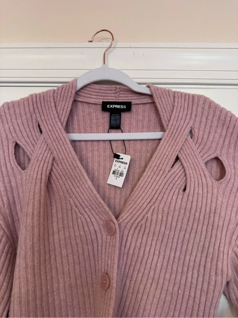 Express Blush Pink Ribbed V-Neck Button Cardigan